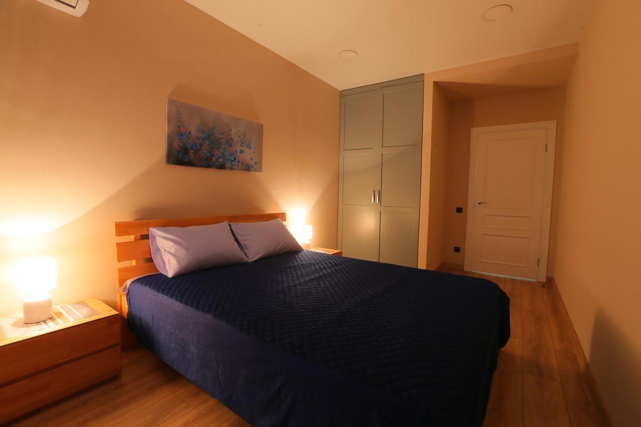 Stylish 2-Rooms Apartment Киев Экстерьер фото